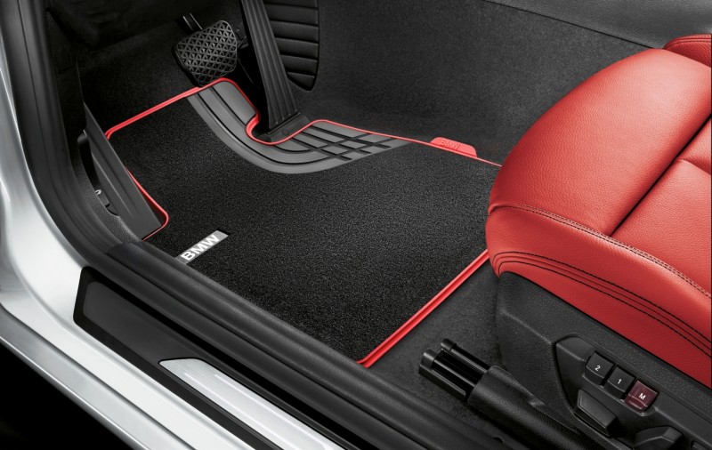 2015 BMW 228i and M235i Convertibles Make Tail-Out, Top-Down World Debut 17