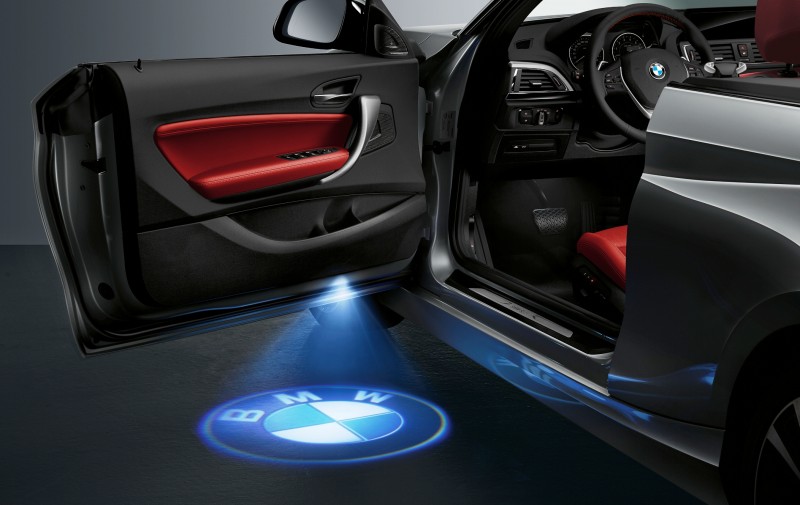 2015 BMW 228i and M235i Convertibles Make Tail-Out, Top-Down World Debut 18