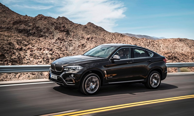 2015 BMW X6 Debuts Tech-tastic 445HP xDrive50i and New Rear-Drive sDrive35i 6