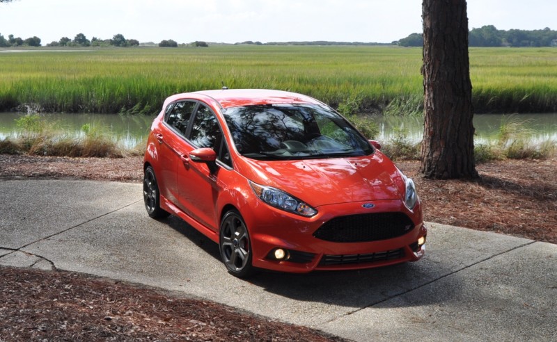 2015 Ford Fiesta ST 16