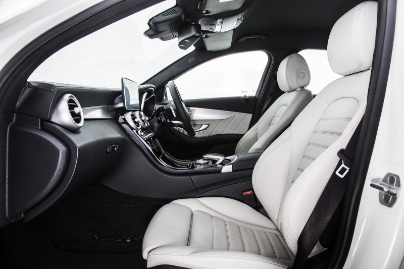2015 Mercedes-Benz C-Class in 40 New Photos From London - C300 and C400 Both 4Matic As Standard 17