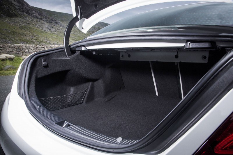 2015 Mercedes-Benz C-Class in 40 New Photos From London - C300 and C400 Both 4Matic As Standard 27