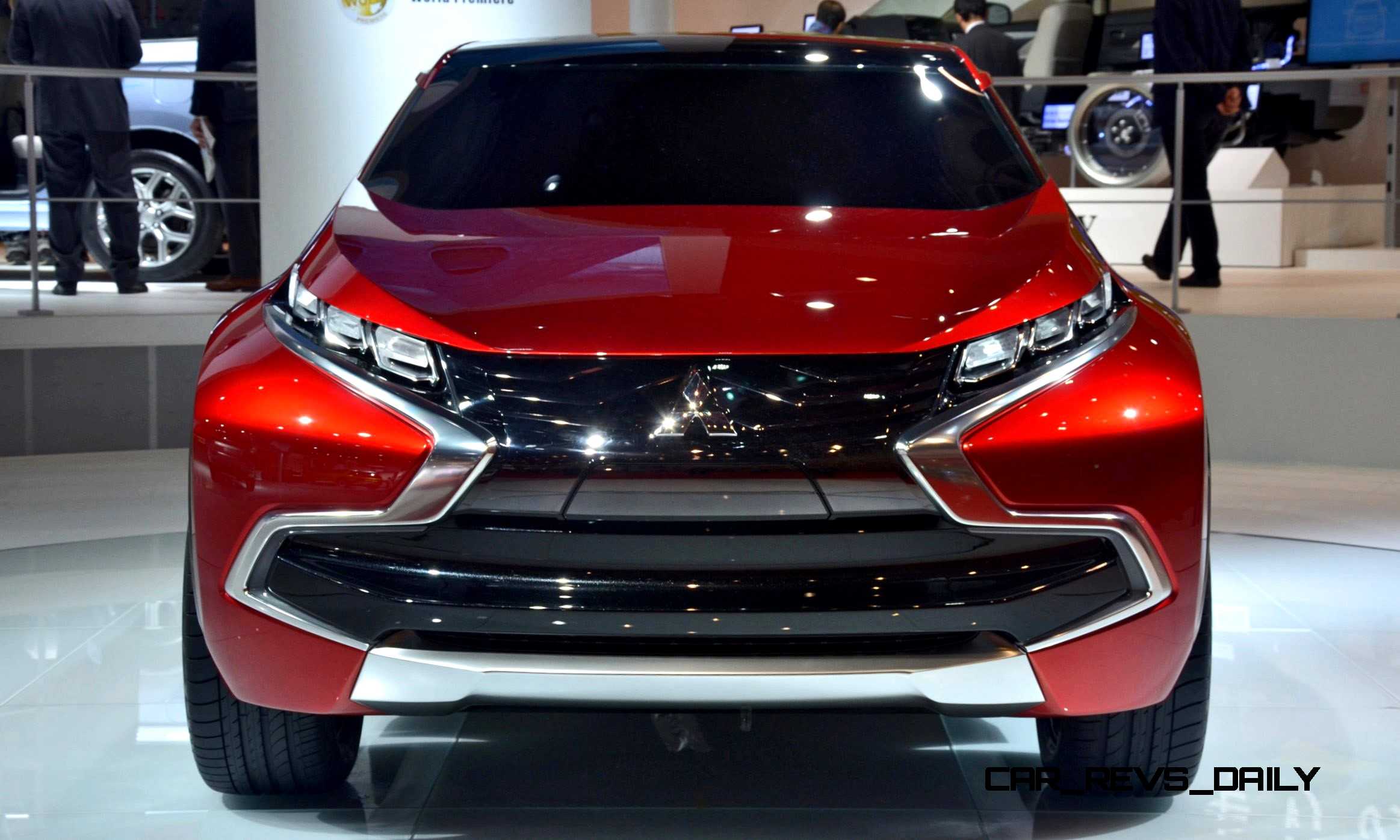 2014 Mitsubishi XR PHEV Concept