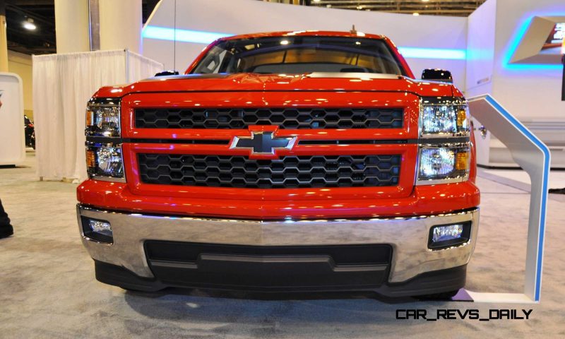 2015 Chevrolet Silverado Rally Sport and Custom Sport 12