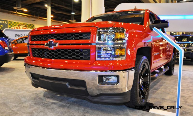 2015 Chevrolet Silverado Rally Sport and Custom Sport 14