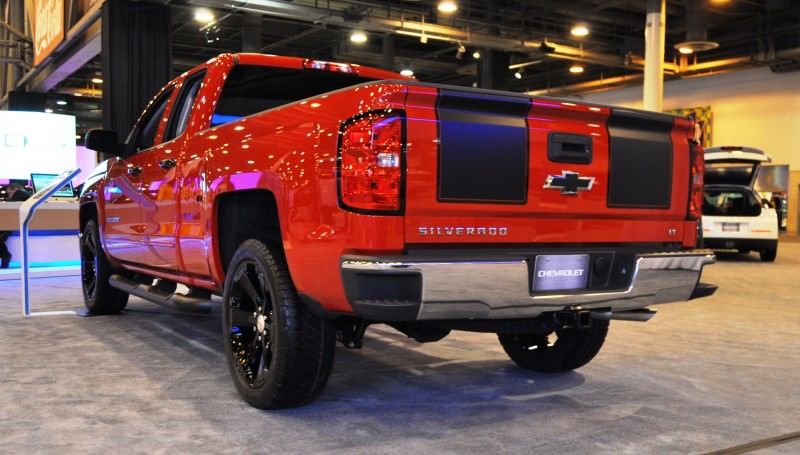 2015 Chevrolet Silverado Rally Sport and Custom Sport 9