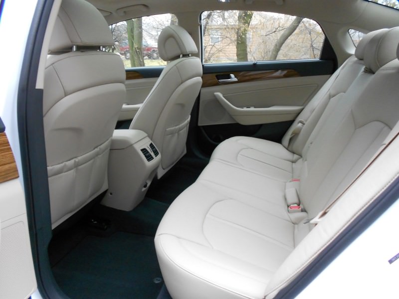 2015 Hyundai Sonata Limited Review 10