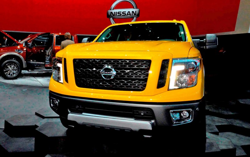 2016 Nissan TITAN XD 7