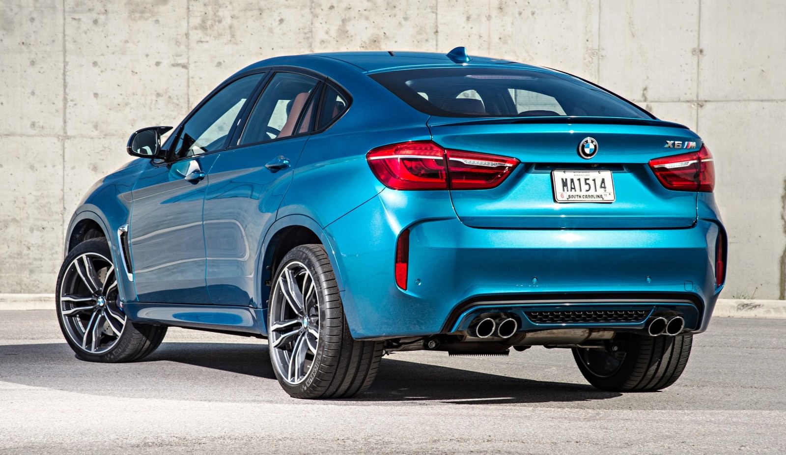 2015 BMW X6 M