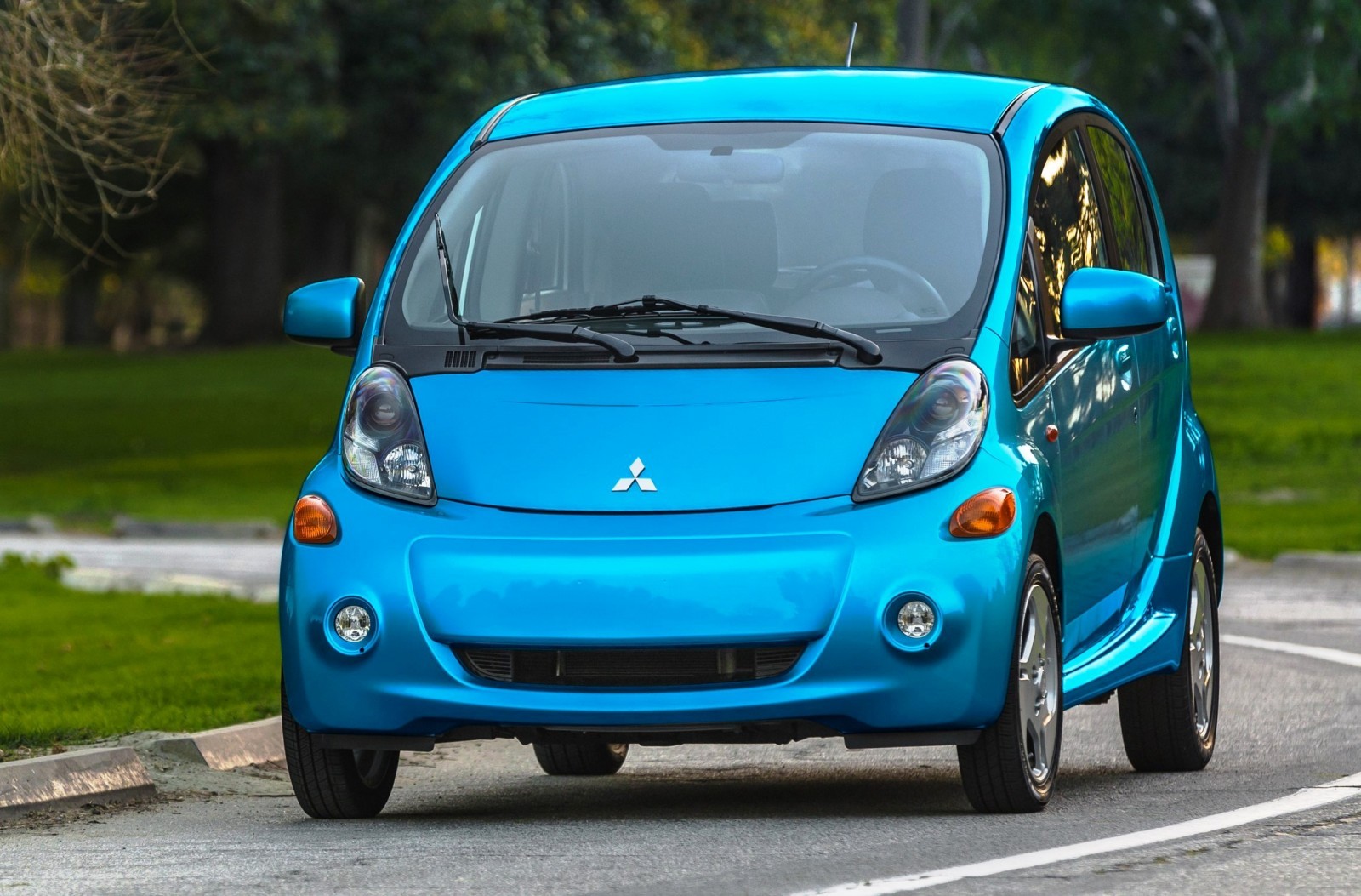 2016 Mitsubishi iMiEV