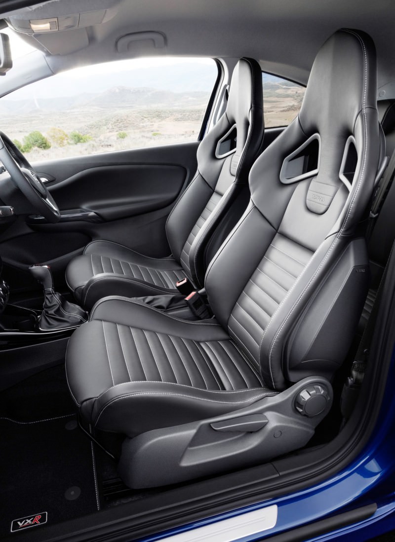 Corsa VXR Interior