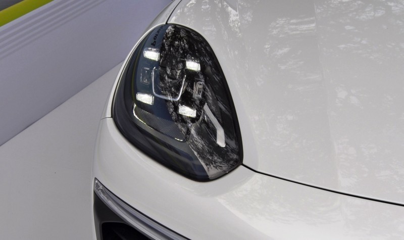 2015 Porsche Cayenne S E-Hybrid 74