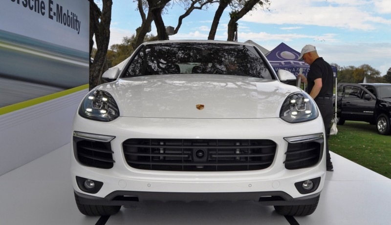 2015 Porsche Cayenne S E-Hybrid 81