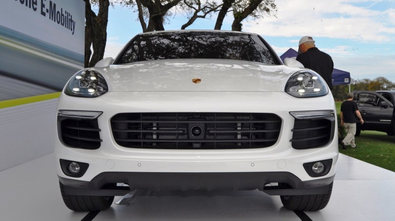 2015 Porsche Cayenne S E-Hybrid 82