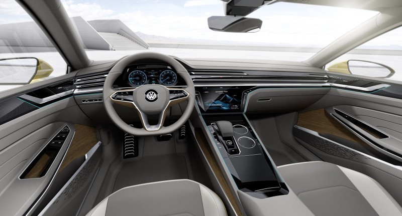 2015 Volkswagen Sport Coupe Concept GTE 14
