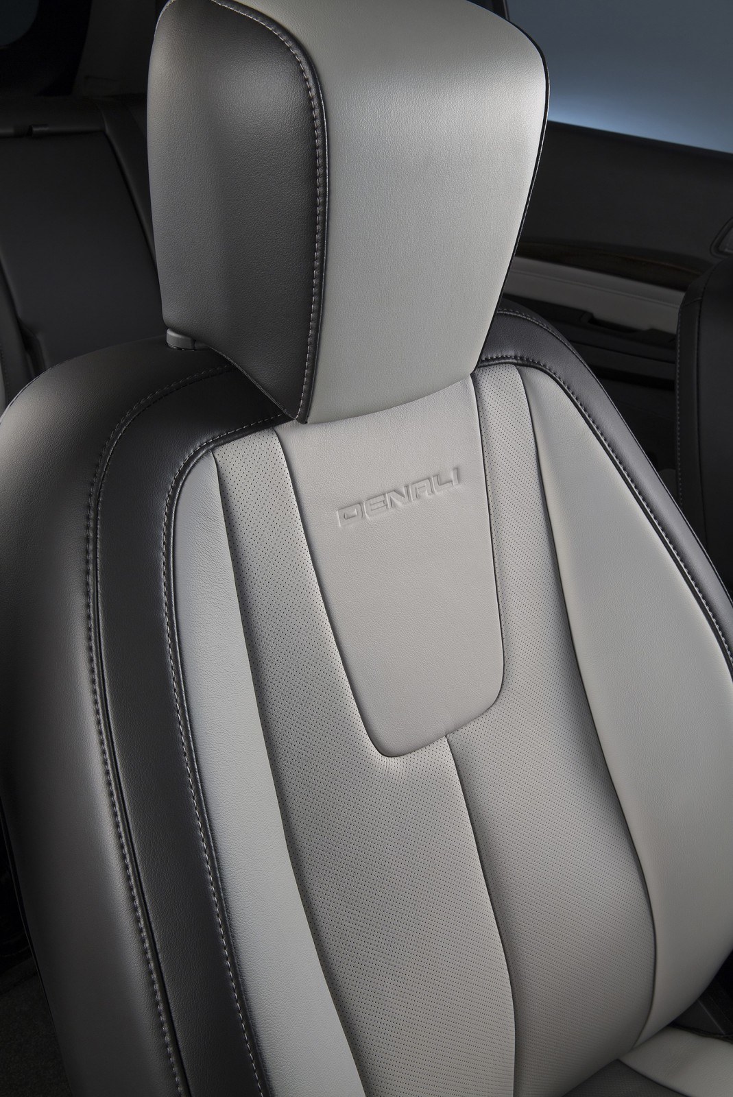 HD Road Test Review 2016 GMC Terrain DENALI AWD V6 Swanky Refresh