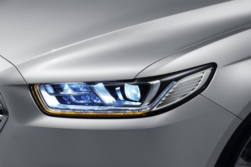 2016 Ford Taurus China 4