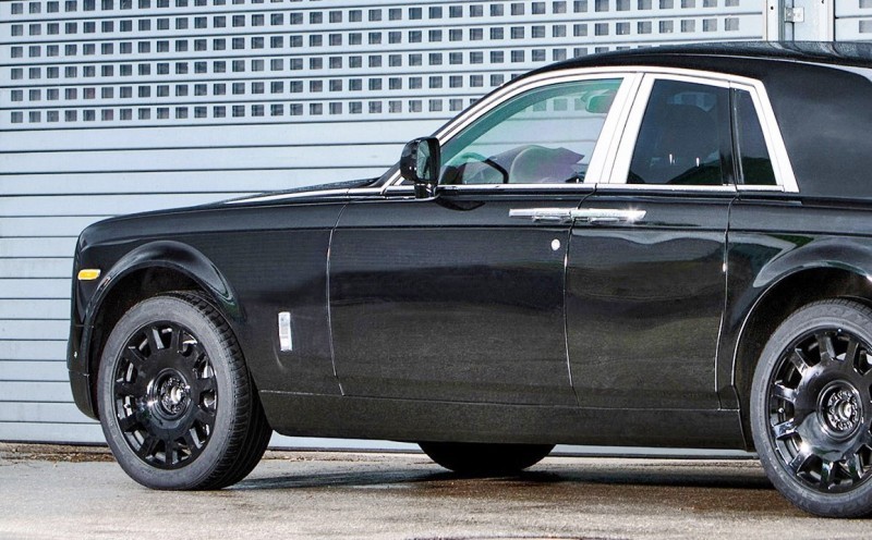 2017 Rolls-Royce SUV Project Callinan Test Mules  6