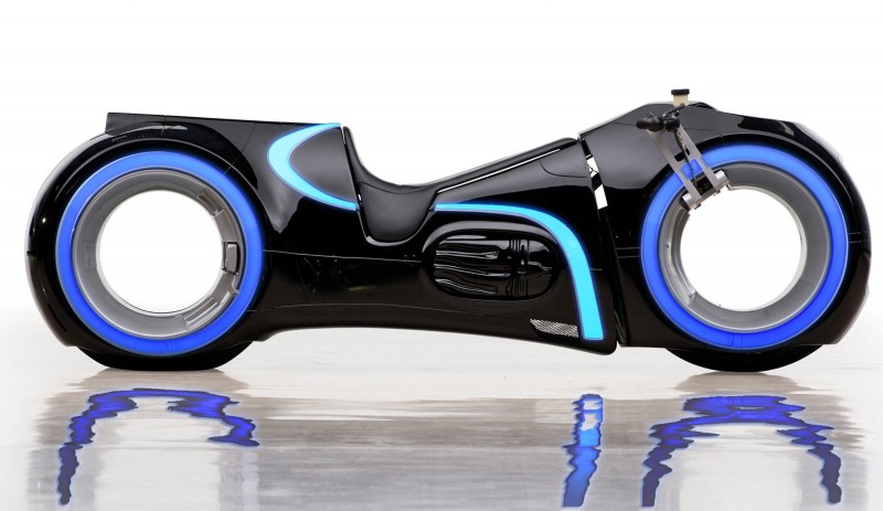 Custom-TRON-Light-Cycle-for-Sale-19
