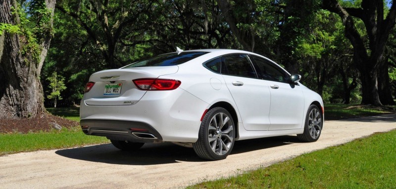 2015 Chrysler 200C V6 51