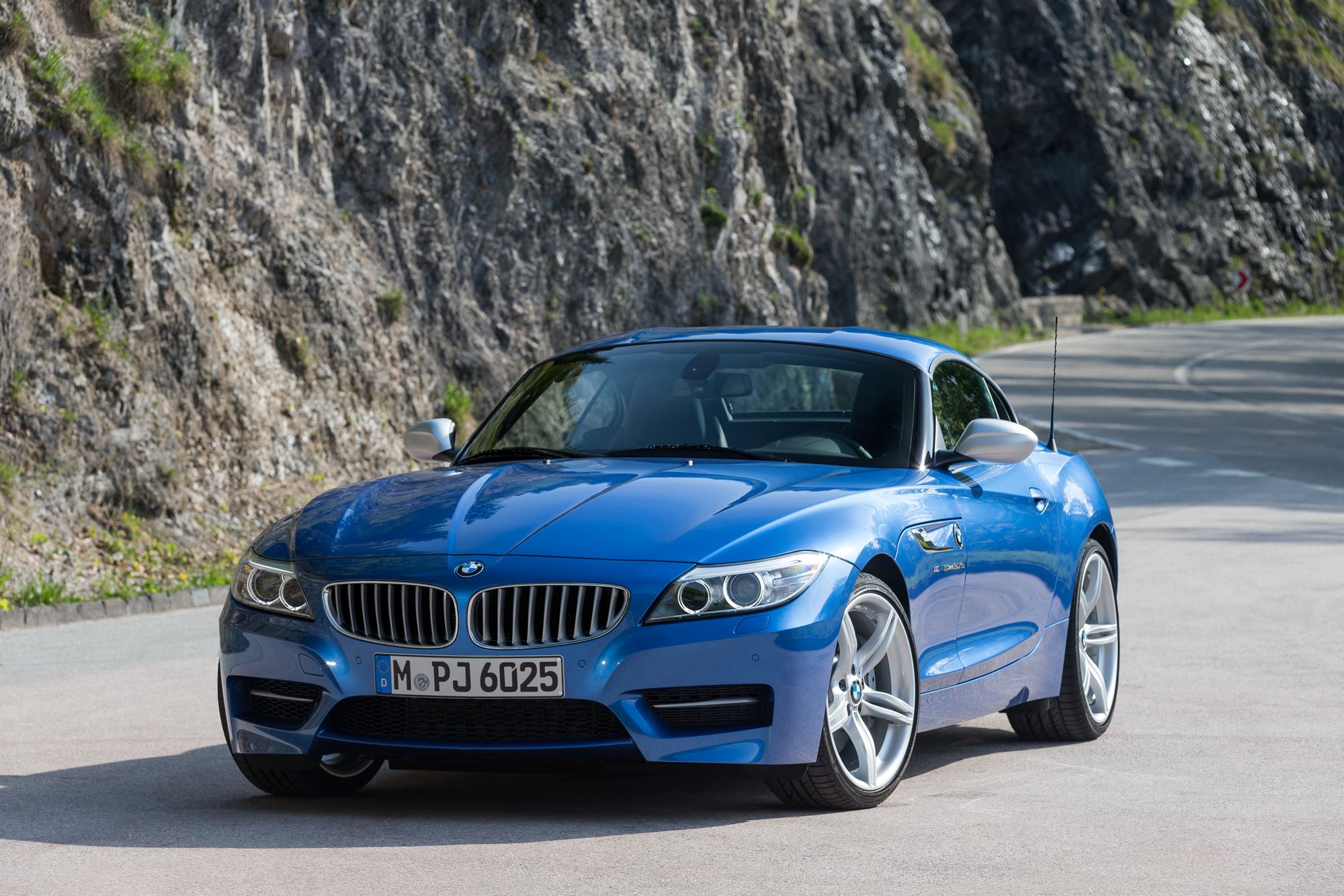 2016 BMW Z4 Estoril Blue