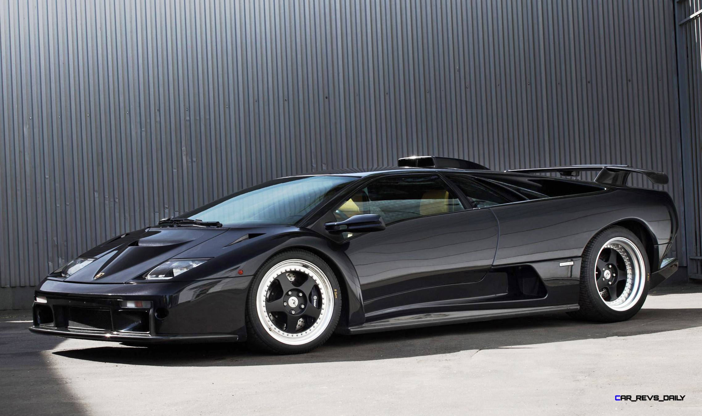 TOPCAR Classic Restorations Showcase - Lamborghini Diablo ...