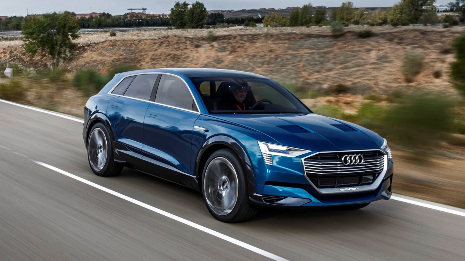 2015 Audi E Tron Quattro Concept