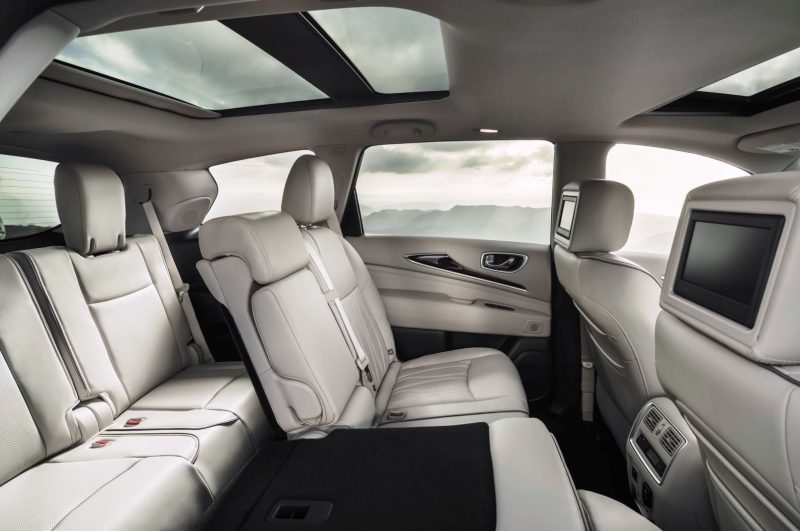 2016_Infiniti_QX60_07