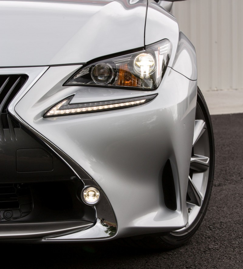 2015_Lexus_RC_350_025