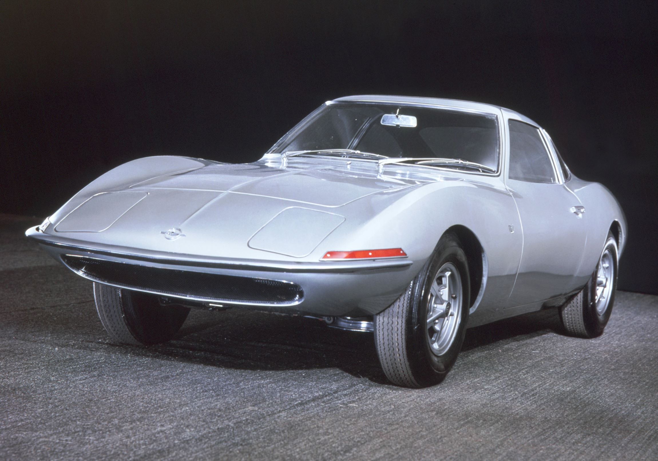 2016 Opel GT Concept - RWD Turbo Triple Under Sexy, Blown-Glass
