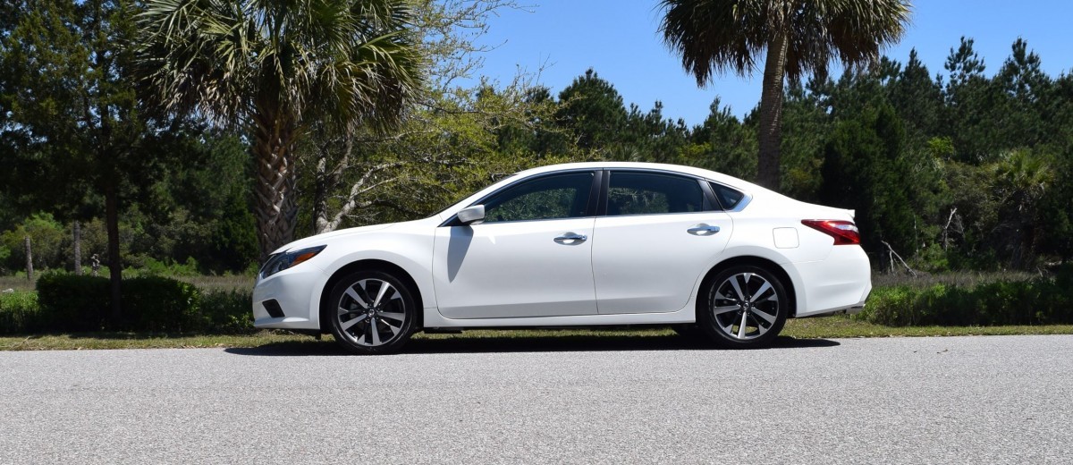 Nissan altima sr road test #7