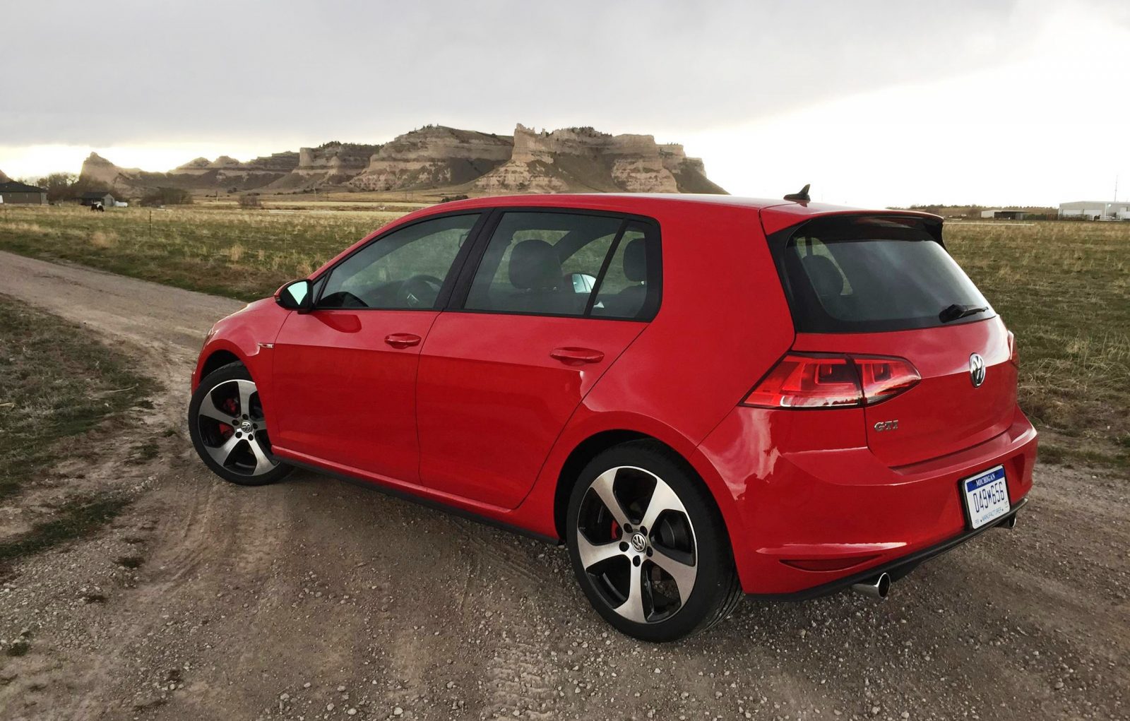 Road Test Review 2016 Volkswagen Golf GTI Autobahn 6