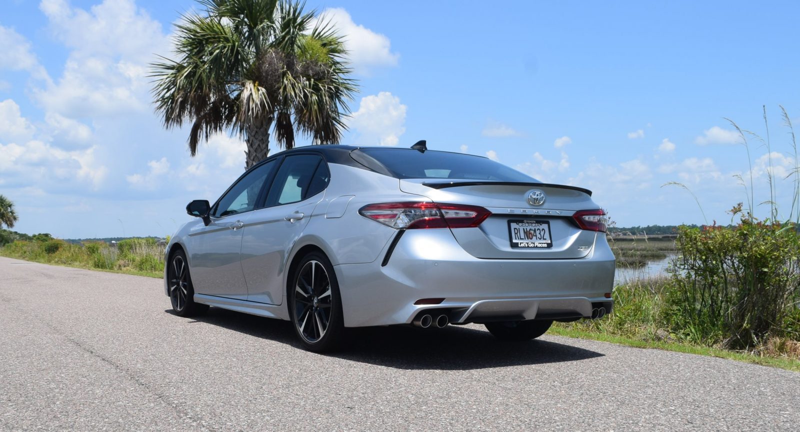 2018 toyota camry xse v6 – road test review w/ performance