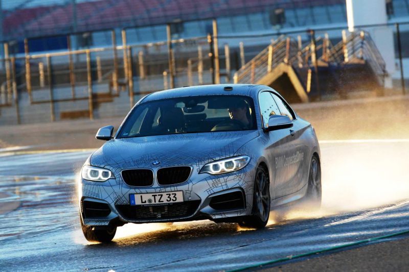 Car-Revs-Daily BMW ConnectedDrive Drift-O-Matic 30