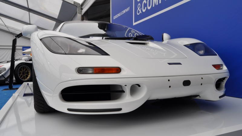 Car-Revs-Daily.com 1995 McLaren F1 in White 58