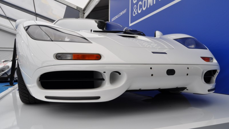 Car-Revs-Daily.com 1995 McLaren F1 in White 59