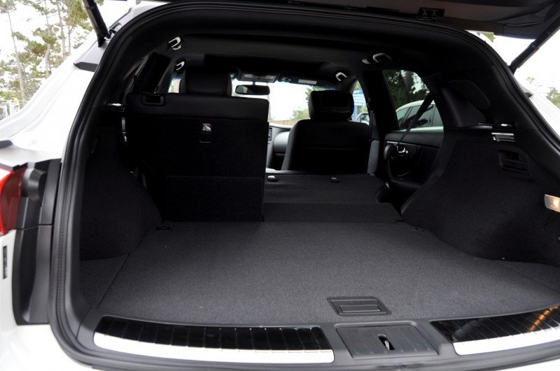 Car-Revs-Daily.com 2015 INFINITI QX70S 63