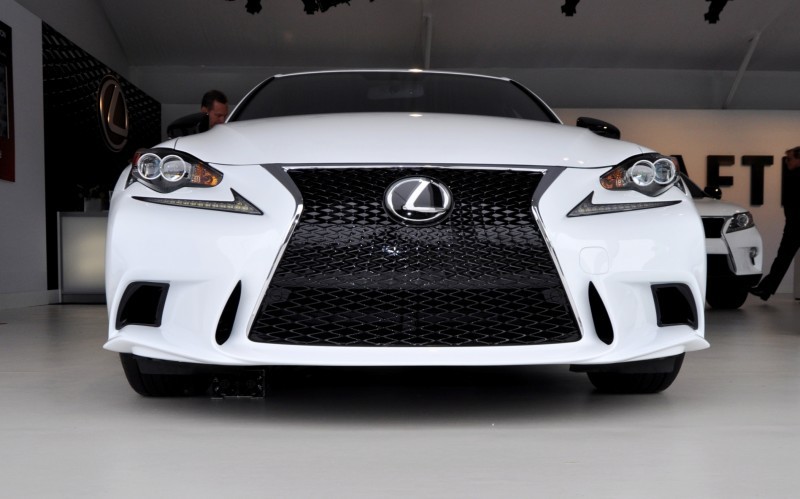 Car-Revs-Daily.com 2015 Lexus IS250 F Sport CRAFTED LINE 4