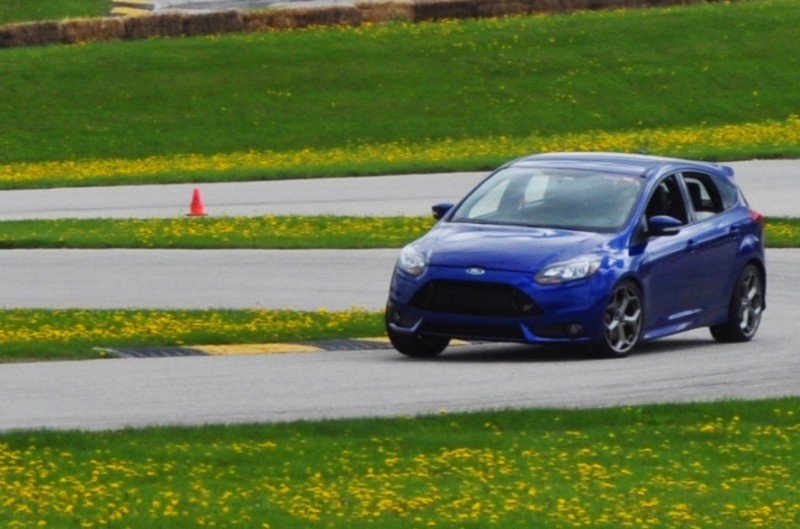 Car-Revs-Daily.com Autocrosses the 2014 Ford Focus ST 11