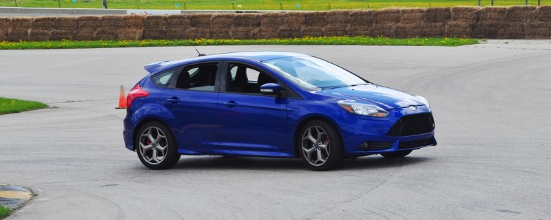 Car-Revs-Daily.com Autocrosses the 2014 Ford Focus ST 18