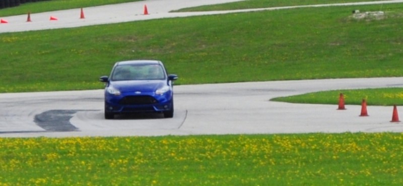 Car-Revs-Daily.com Autocrosses the 2014 Ford Focus ST 6
