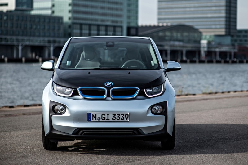 Car-Revs-Daily.com Mega Galleries - 2015 BMW i3 169