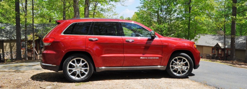 Car-Revs-Daily.com Road Test Review - 2014 Jeep Grand Cherokee Summit V6 24