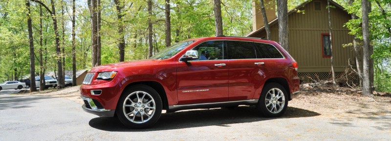 Car-Revs-Daily.com Road Test Review - 2014 Jeep Grand Cherokee Summit V6 9
