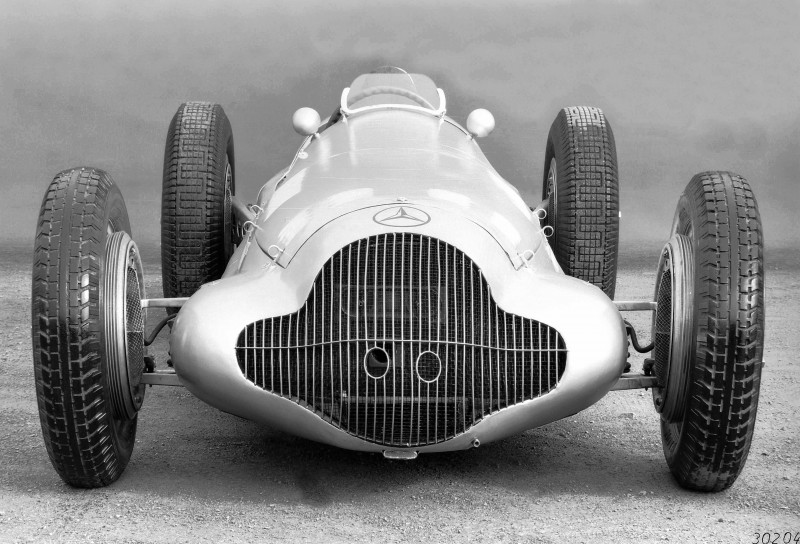CarRevsDaily - Hour of the Silver Arrows - Action Photography 35