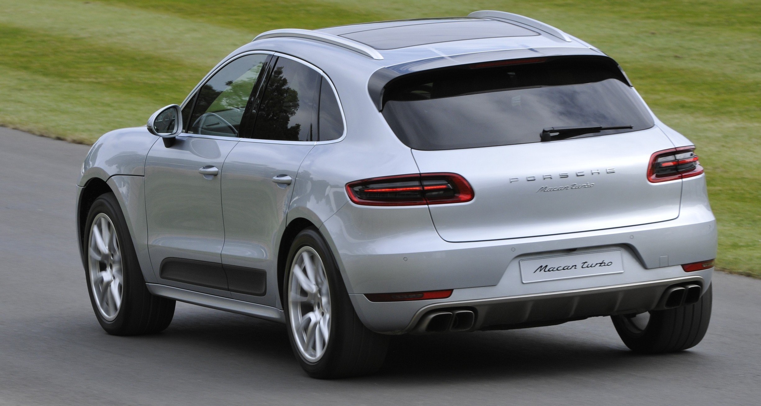 Goodwood 2014 Galleries PORSCHE Macan Turbo, Panamera S