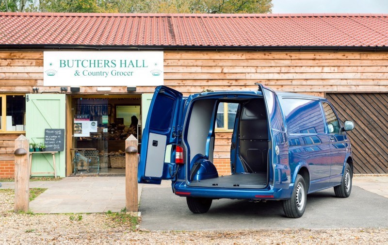 Happy B-Day to the Volkswagen Minibus and Transporter! Work Van Legend Turns 60 in UK This Year 42