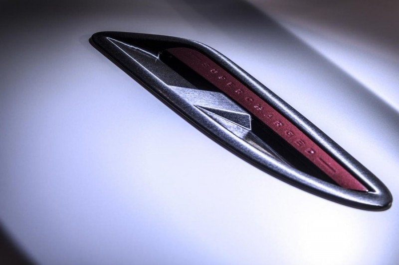 JAGUAR XF by 2M Designs Shows How To Personalize a Jag With Class 8