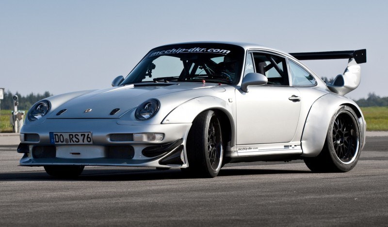 McChip-DKR Porsche 993 GT2 Mc600 1