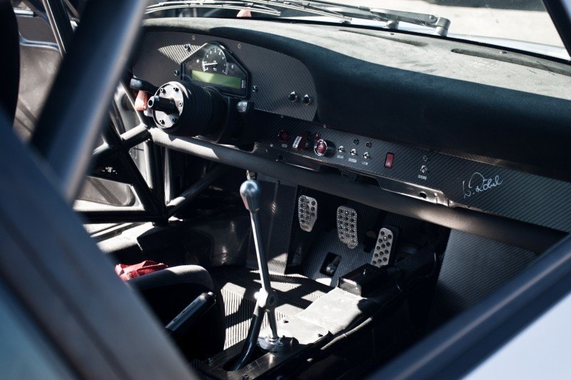 McChip-DKR Porsche 993 GT2 Mc600 12